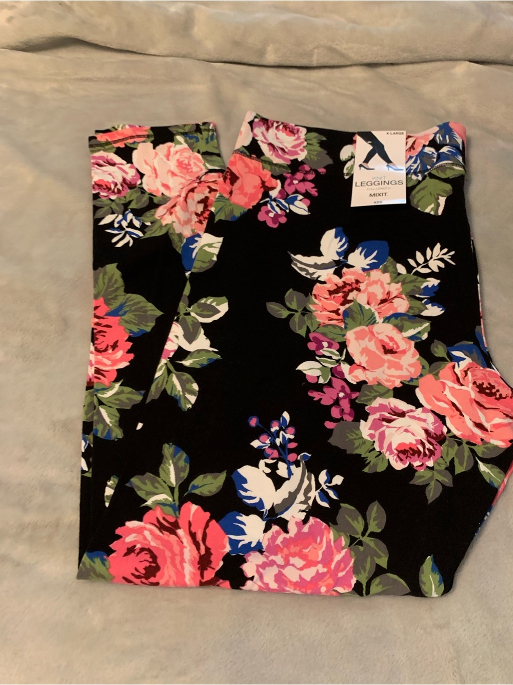Floral Print Stretch Leggings - Black Background knit xl